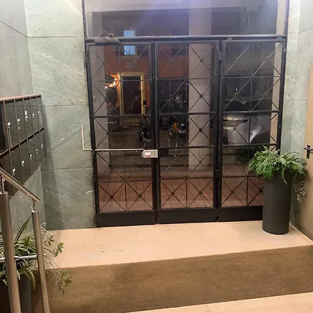 Favola بولونيا