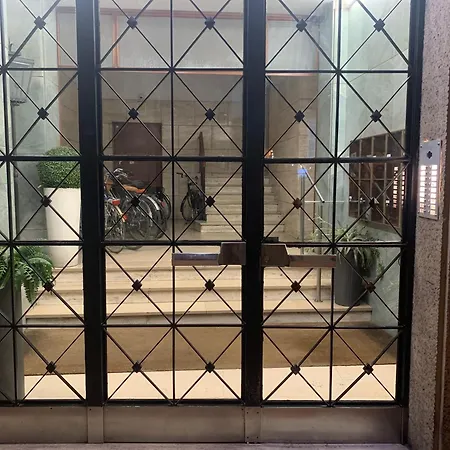 Favola فندق مبيت وإفطار بولونيا